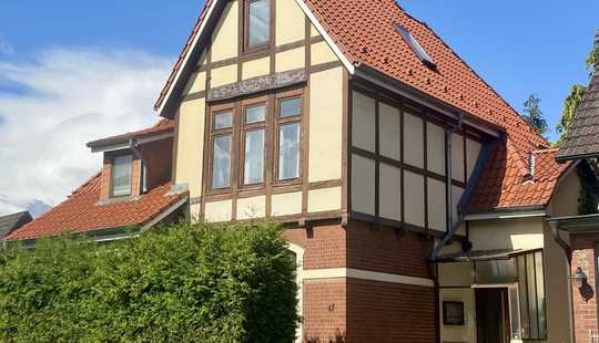 Bild von Großes stilvolles Stadthaus mit Potential