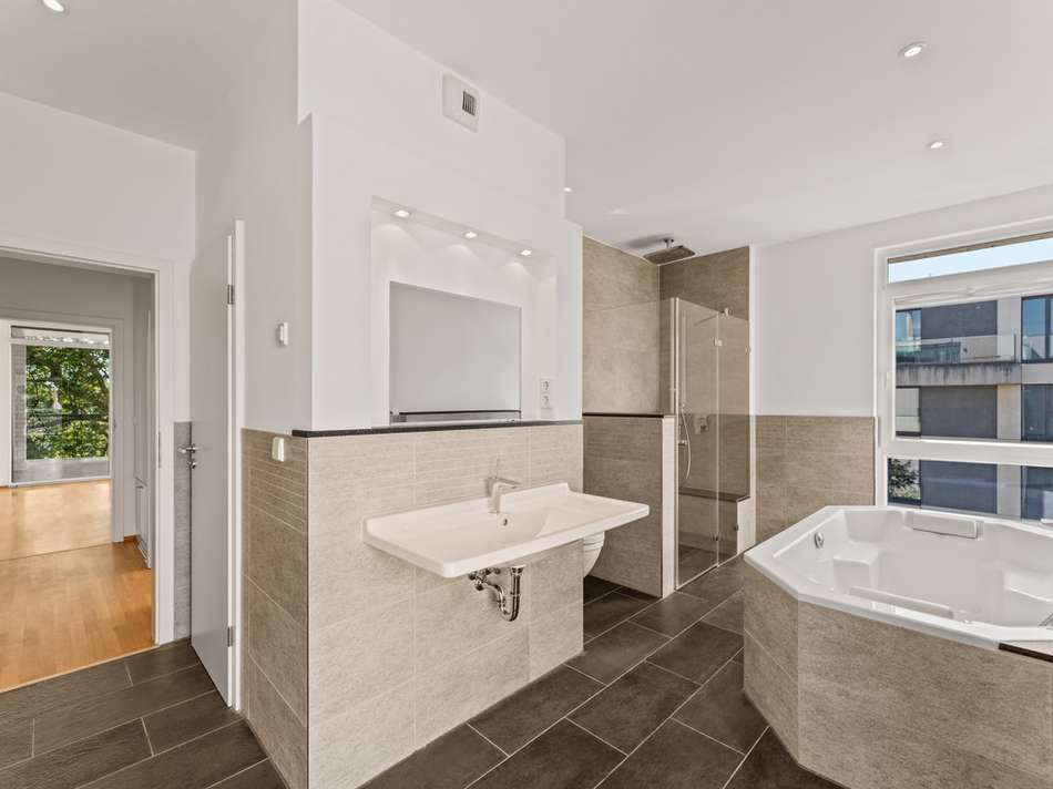 Badezimmer Blick 1