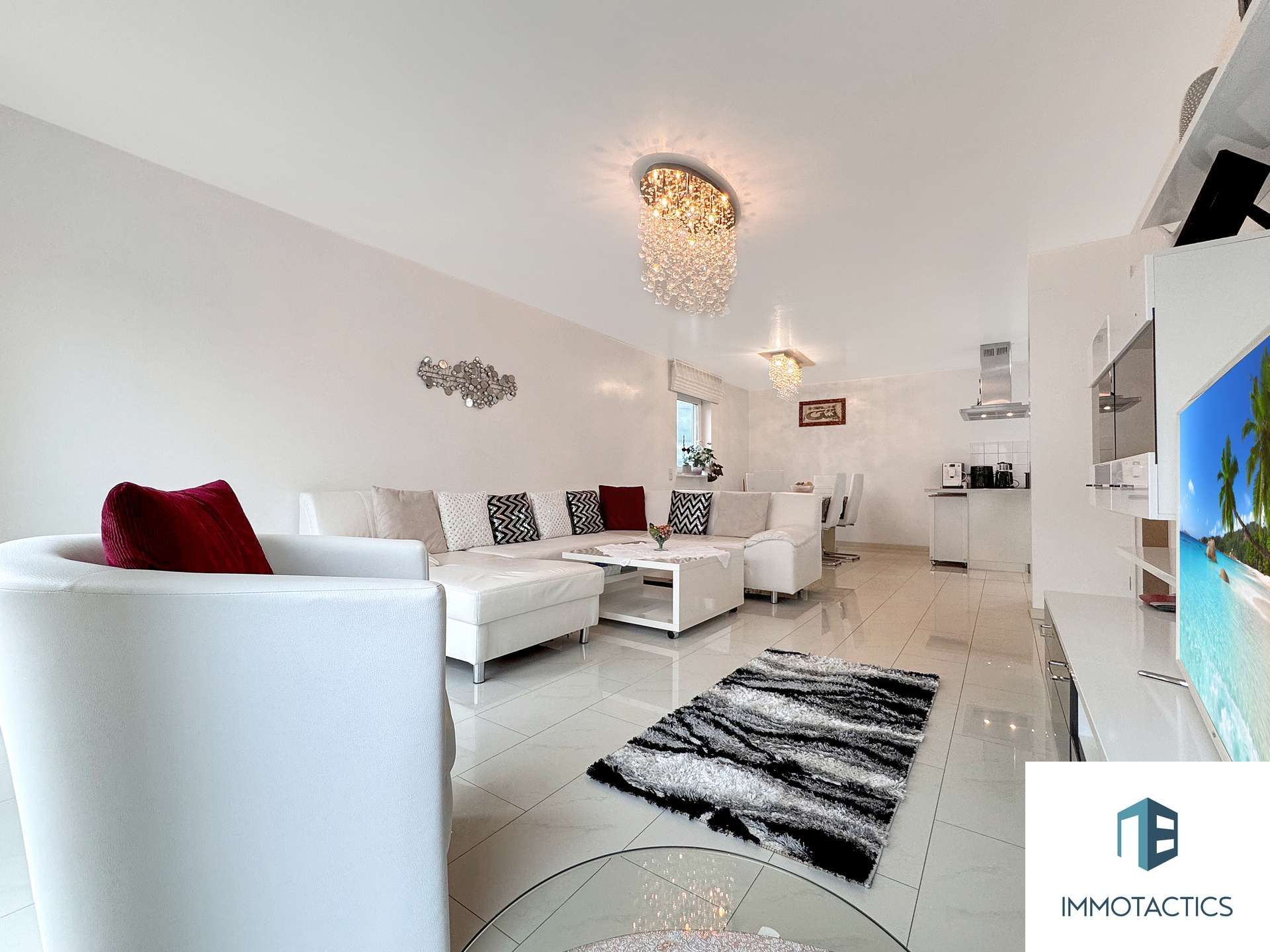 Immobilie in Gau-Algesheim - EXKLUSIVES & MODERNES Zweifamilienhaus für die Großfamilie und Kapitalanleger - Bild 1