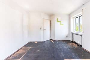 - Voll unterkellertes Einfamilienhaus mit Doppelgarage in Innenstadtlage - – Die vollständige Adresse der Immobilie erhältst du vom Anbieter., 94315 Kernstadt, Straubing – Vorschaubild 18