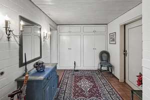 Wohnen mit Parkflair: Großzügige 5-Zimmer-Maisonettewohnung mit Potenzial in Wentorf bei Hamburg – Die vollständige Adresse der Immobilie erhältst du vom Anbieter., 21465 Wentorf bei Hamburg – Vorschaubild 2