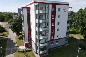 2-Raumwohnung mit großem Balkon in Neu Olvenstedt! – Bruno-Beye-Ring 29, 39130 Neu Olvenstedt, Magdeburg – Vorschaubild 1
