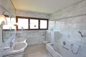 Großes Einfamilienhaus in bester Wohnlage – Ravensburg (Kreis) – Vorschaubild 17