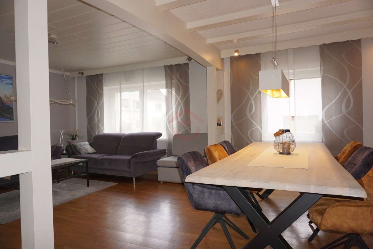 Immobilie in Biebertal - Wohnen, Vermieten, Bauen - Ehemaliges Gehöft im Herzen von Rodheim-Bieber mit vielen Optionen - Bild 1