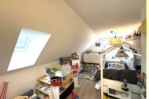 Für Gartenliebhaber: Großzügiges Mietshaus mit Teichanlage und weitläufigem Garten in Dortmund D – 44369 Deusen, Dortmund – Vorschaubild 14