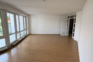 Helle, sanierte Wohnung in ruhiger Wohnanlage – 93055 Burgweinting-Harting, Regensburg – Vorschaubild 3