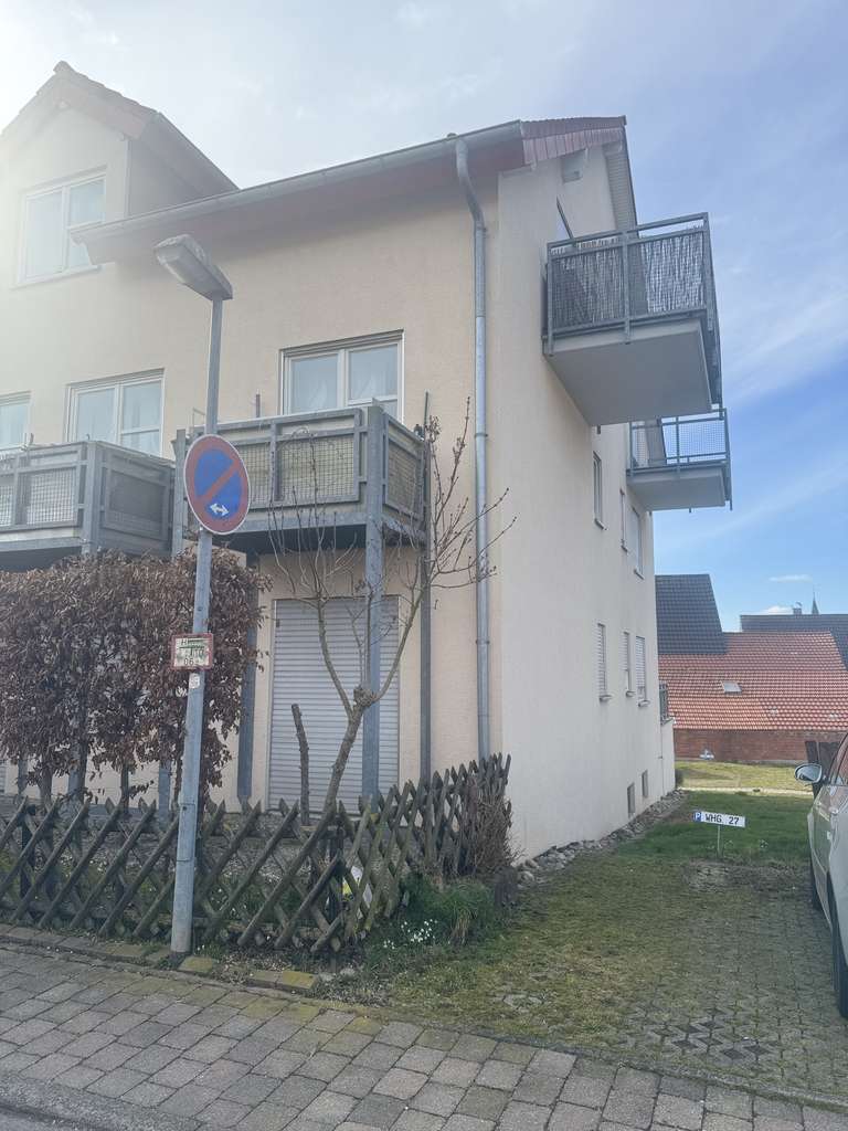 Immobilie in Güglingen - Helle 1 bis 2 Zimmer Wohnung mit Balkon und eigenem Stellplatz! - Bild 1