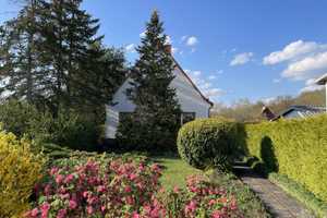 Familienfreundliches Zuhause: Ein freistehendes Haus in ruhiger Lage mit Platz zum Wohlfühlen ! – Nordhausen (Kreis) – Vorschaubild 1