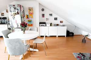 Dachgeschosswohnung mit Wohlfühlgarantie, schön gestalteten Bädern und einem Stellplatz. – Die vollständige Adresse der Immobilie erhältst du vom Anbieter., 47229 Friemersheim, Duisburg – Vorschaubild 3