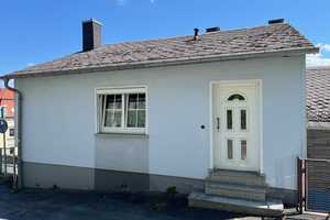 Freistehendes Wohnhaus mit Anbau im Zentrum von Oberkotzau – Hof (Kreis) – Vorschaubild 2