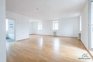 Wohn- und Geschäftshaus mit Domblick – 6 Stellplätze & Entwicklungspotenzial – Die vollständige Adresse der Immobilie erhältst du vom Anbieter., 93059 Reinhausen, Regensburg – Vorschaubild 12