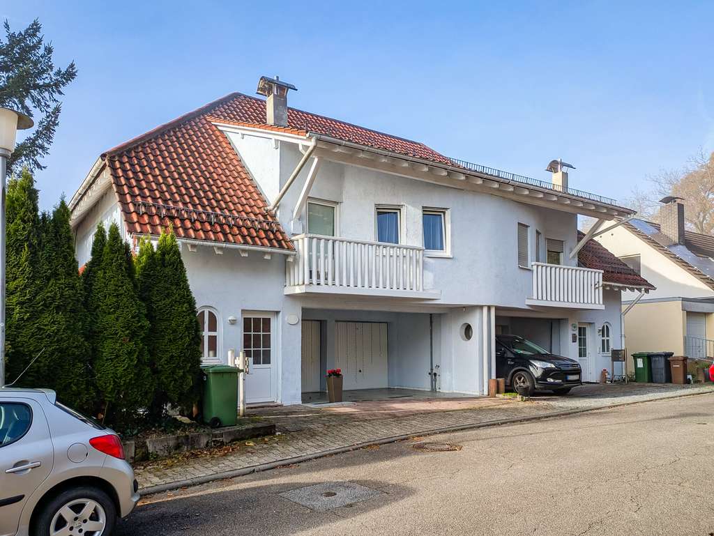 Immobilie in Wald-Michelbach - Aufgepasst:  Mehrfamilienhaus in ruhiger Nebenstraße mit phantastischer Aussicht! - Bild 0