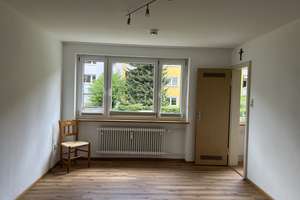 Nähe BMW! Schöne 1-Zimmerwohnung - sofort frei!