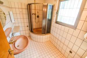Über 1.300 m2 Wohlfühloase: Einzigartiges Grundstück mit großem Mehrgenerationenhaus & Ausbaureserve – Die vollständige Adresse der Immobilie erhältst du vom Anbieter., 45359 Schönebeck, Essen – Vorschaubild 15