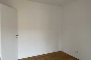 Perfekt geschnittene 4-Zimmer-Wohnung mit Einbauküche, Balkon (Loggia) und Gäste-Bad! – Biedenkopfer Str. 44-54, 13507 Berlin – Vorschaubild 10