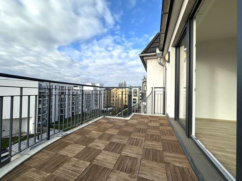 Balkon unten.jpg