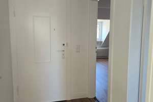 **Charmante Dachgeschosswohnung mit moderner Ausstattung** – Alte Hauptstr. 21, 45289 Burgaltendorf, Essen – Vorschaubild 10
