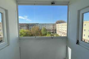 6-Raumwohnung im 4. Obergeschoss mit 2 Balkonen - Außenring von Toitenwinkel – Jawaharlal-Nehru-Str. 2, 18147 Toitenwinkel, Rostock – Vorschaubild 7