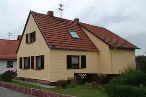 Günstiges, gepflegtes 5-Raum-Einfamilienhaus in Neunkirchen – Nachtweide 12, 66539 Neunkirchen (Kreis) – Vorschaubild 4