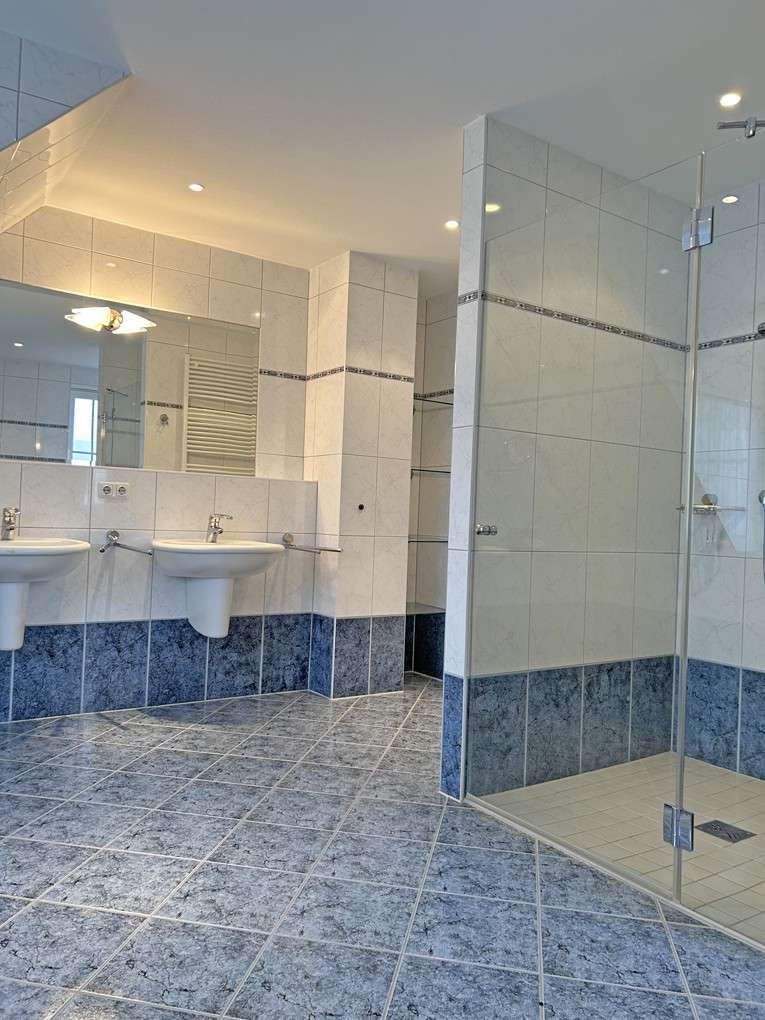 Immobilie in Klein Upahl - Naturnahes Paradies am See - Ein Haus zum Verlieben - Bild 1