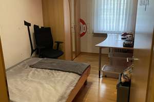 Gepflegte 4-Zimmer-Wohnung mit Balkon in Sindelfingen – Die vollständige Adresse der Immobilie erhältst du vom Anbieter., 71065 Sindelfingen – Vorschaubild 13