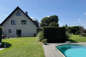 Traumhaftes Doppelhaus mit Pool, Weitblick & hochwertiger mod, Ausstattung - in ruhiger Lage – Laurentiusstr. 11A, 41189 Mönchengladbach – Vorschaubild 1