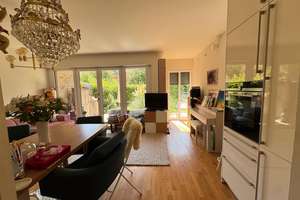 Provisionsfreie 4-Zimmer-Gartenwohnung mit zwei Gärten direkt nahe Schlosspark