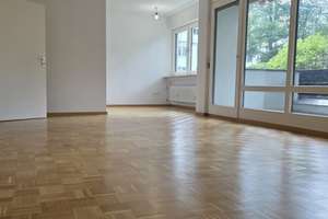 Exklusive, 2-Zimmer-Hochparterre-Wohnung mit Balkon und EBK in München, beste Lage – Emil-Dittler-Straße 27, 81479 Solln, München – Vorschaubild 3