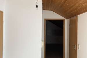 Neuwertige DG-Wohnung mit zwei Zimmern und Einbauküche in Hamm/Sieg – Beethovenstrasse 6a, 57577 Hamm (Sieg) – Vorschaubild 10