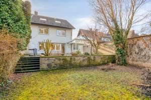 DHH in Fischenich, mit schönem Garten + großer Terrasse ideal für Familien, Garage, Linie 18 ca.700m – Die vollständige Adresse der Immobilie erhältst du vom Anbieter., 50354 Hürth – Vorschaubild 2