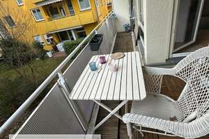 Mitten im Grünen -  Bogenhausen/Johanneskirchen - TOP  1,5 Zimmer-Wohnung mit großem Westbalkon – Die vollständige Adresse der Immobilie erhältst du vom Anbieter., 81927 Johanneskirchen, München – Vorschaubild 2