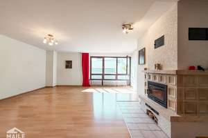 Dachterrasse, viel Raum, viel Ruhe: Ihr neues 5,5-Zimmer-Zuhause in Heumaden. – 70619 Heumaden, Stuttgart – Vorschaubild 4