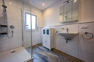 Ruhige Gartenidylle mitten in Walldorf – saniertes, Zweifamilienhaus mit Maisonette-Wohnung – Die vollständige Adresse der Immobilie erhältst du vom Anbieter., 69190 Walldorf – Vorschaubild 13