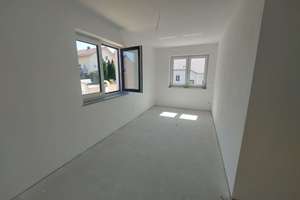 Energieeffizient & Zukunftssicher - attraktive Doppelhaushälfte in zeitgemäßer Architektur – Die vollständige Adresse der Immobilie erhältst du vom Anbieter., 94436 Simbach – Vorschaubild 1
