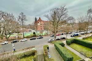 Helle & renovierte 3- Zimmerwohnung mit Balkon und Fahrstuhl am Gutenbergplatz! – Klopstockstrasse 2, 65185 Südost, Wiesbaden – Vorschaubild 4