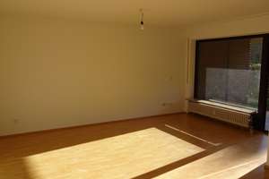 2-Zimmer Wohnung mit Balkon in Düsseldorf-Kaiserswerth – Die vollständige Adresse der Immobilie erhältst du vom Anbieter., 40489 Kaiserswerth, Düsseldorf – Vorschaubild 3