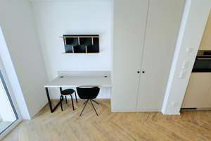 Moderne Wohnung direkt in Adlershof! - mit EBK sowie Balkon! – Otto-Franke-Straße 45, 12489 Adlershof, Berlin – Vorschaubild 2