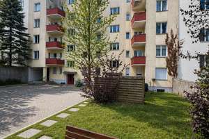 Bezugsfreie DG-Wohnung mit Loggia und KFZ-Stellplatz – Saarstraße 18a, 12161 Friedenau, Berlin – Vorschaubild 12