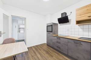 Altbremer Charakter mit Potenzial für eine nachhaltige Wertsteigerung – Die vollständige Adresse der Immobilie erhältst du vom Anbieter., 28201 Südervorstadt, Bremen – Vorschaubild 2