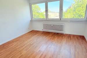 Lichtdurchflutete 3-Zimmer-Wohnung mit Balkon und Einbauküche – Flaschenträgerstraße 13, 81927 Englschalking, München – Vorschaubild 6