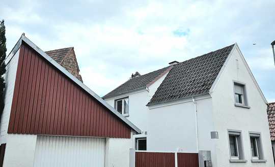 * Kleines Haus in zentraler Lage von Rülzheim! *