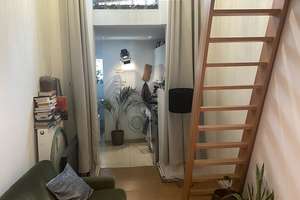 Zur Zwischenmiete: Schöne kleine 2,5-Zimmer-Wohnung, vollmöbliert mit EBK mitten in Ehrenfeld