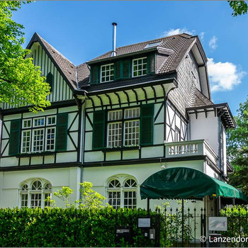 Ein Ort, der Möglichkeiten schafft – repräsentatives Domizil zum Wohnen & Arbeiten