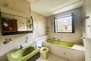 Renovierungsbedürftiges gut geschnittenes Reihenmittelhaus mit kleinem Garten – Ahornweg 15, 79114 Freiburg im Breisgau – Vorschaubild 9
