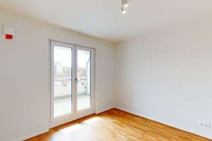 Außergewöhnliche 3-Zimmer-Wohnung mit Südbalkon – Konstantinstraße 1, 4315 Neustadt-Neuschönefeld, Leipzig – Vorschaubild 3