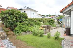 Sonniges ca. 120 m2 großes 6-Zimmer EFH mit Garten und 2 Garagen in ruhiger Lage in Zeilarn – Rottal-Inn (Kreis) – Vorschaubild 4
