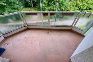 *** DIREKT EINZIEHEN *** BLICK IN DEN SCHLOSSPARK *** Tolle 2 ZKBB mit "Turmzimmer" und Tiefgarage! – Mosburgstr. 8g, 65203 Biebrich, Wiesbaden – Vorschaubild 6