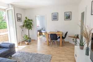 ZWISCHENMIETE 3-Zimmerwohnung möbliert (Mitte August 2025 - Mitte Dezember 2025) – München – Vorschaubild 2
