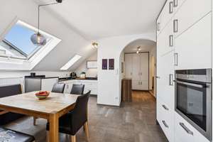 Viel Platz zum Ankommen: 4-Zimmer-Wohnung mit Garten & Balkon im Münchner Norden – Die vollständige Adresse der Immobilie erhältst du vom Anbieter., 80935 Lerchenau-Ost, München – Vorschaubild 4
