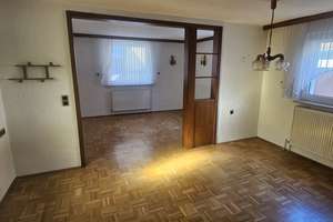 Wohnen mit Charakter: Vier-Zimmer-Wohnung in Wiesbaden-Biebrich – Sackgasse 8, 65203 Biebrich, Wiesbaden – Vorschaubild 10